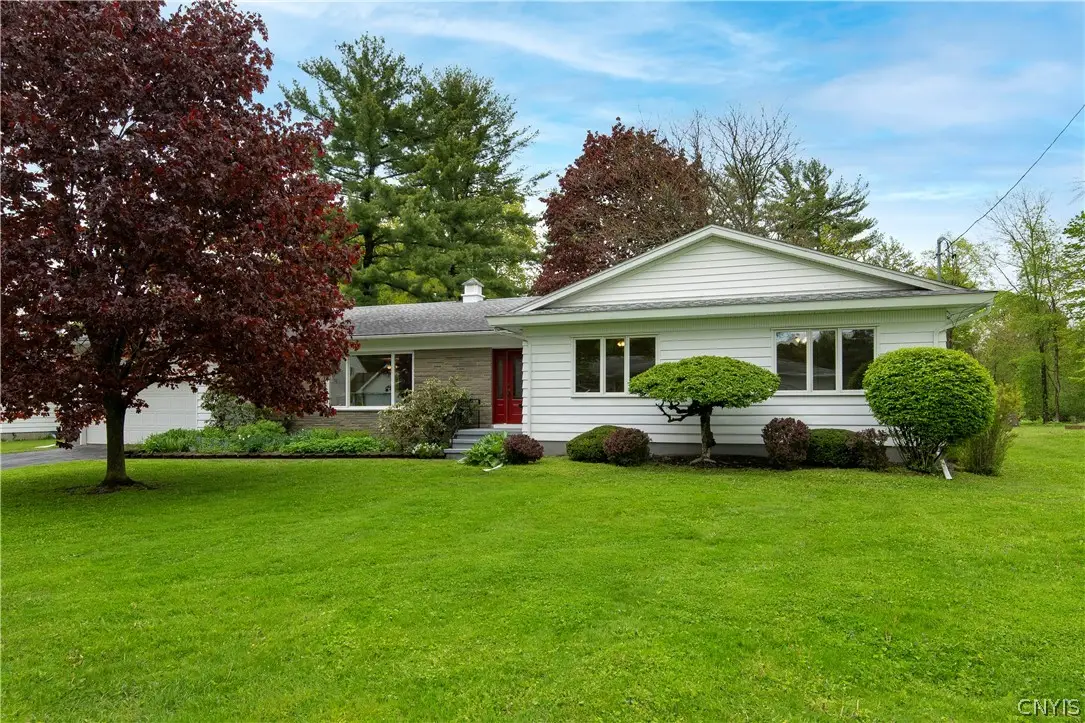 7 Knollwood Road, New Hartford, NY 13413 - #1