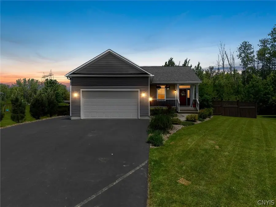 8684 Lavender Lane, Cicero, NY 13039 - #2