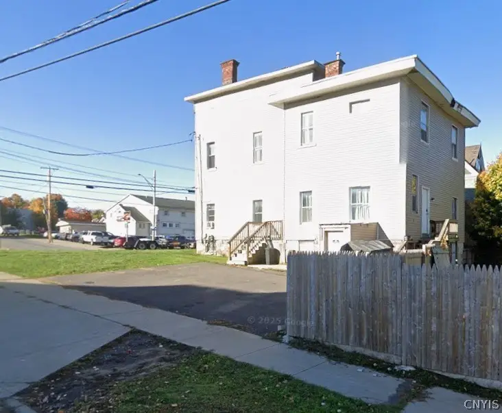 2102 Whitesboro Street #4, Utica, NY 13502 - #3