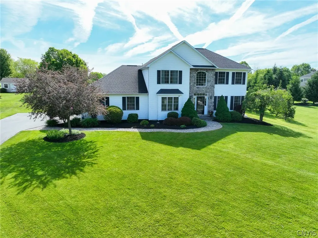 25 Green Links, Auburn, NY 13021 - #1