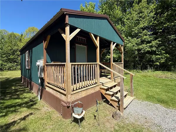10 Buchanan Place, Sandy Creek, NY 13145