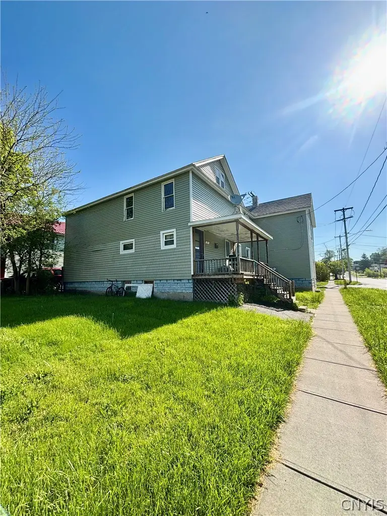 37 Perrine Street, Auburn, NY 13021 - #3