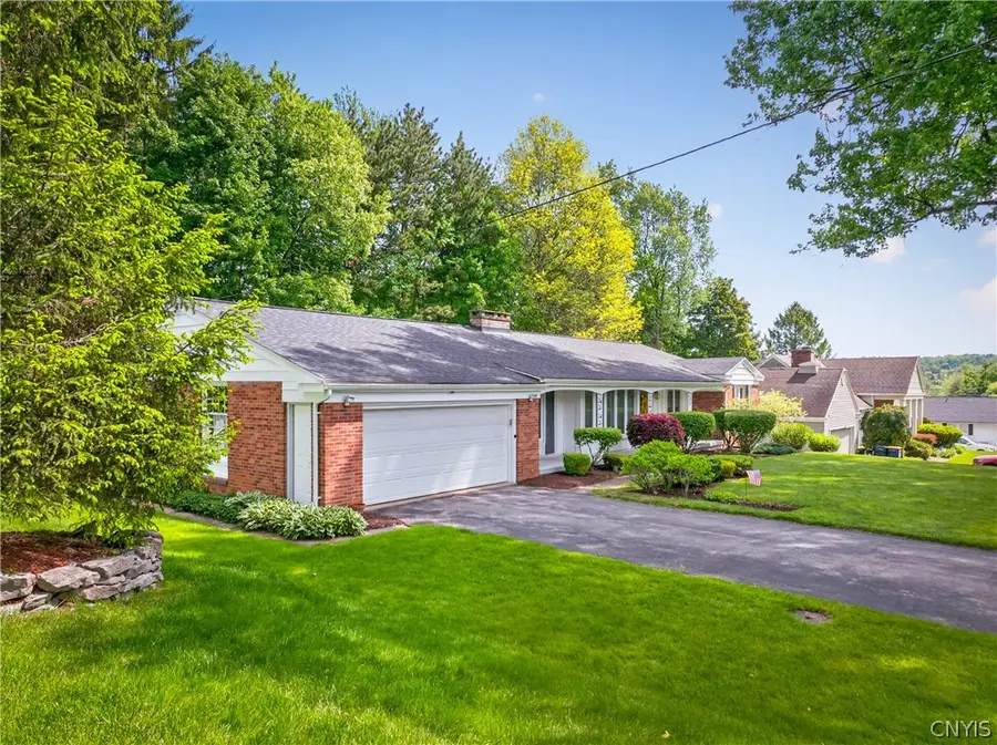 18 Woodberry Road, New Hartford, NY 13413 - #2