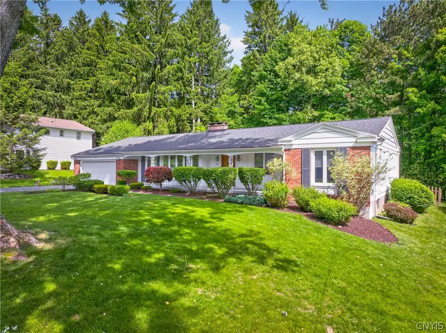 18 Woodberry Road, New Hartford, NY 13413 - #3