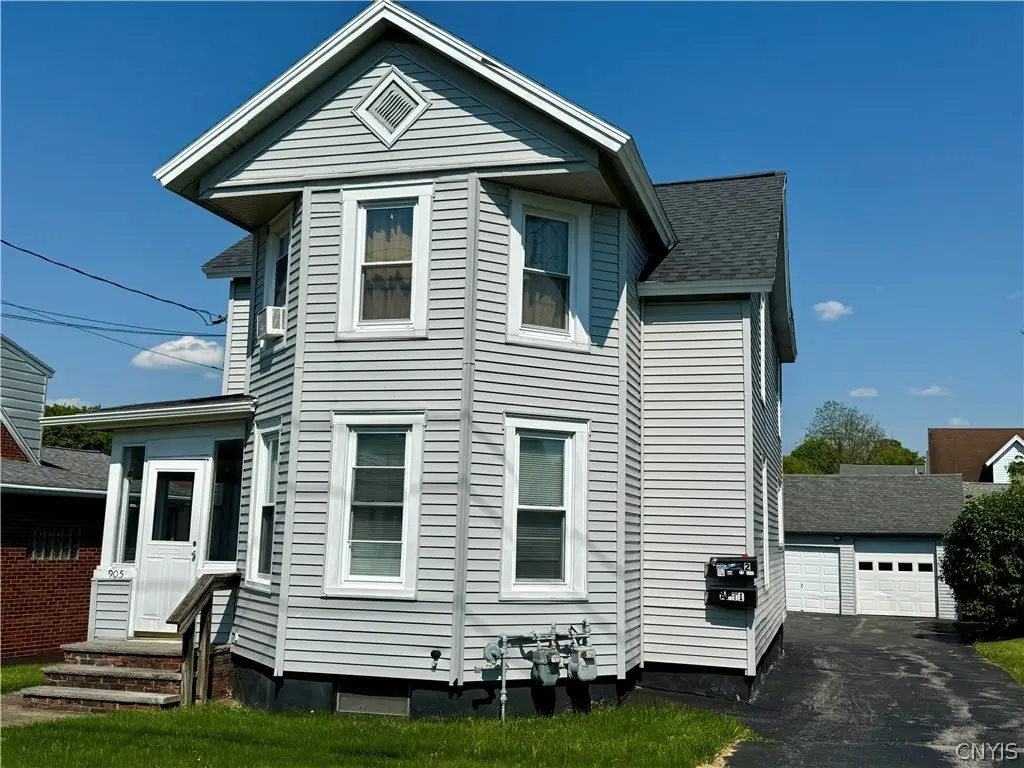 905 Cogswell Avenue, Syracuse, NY 13209 - #1