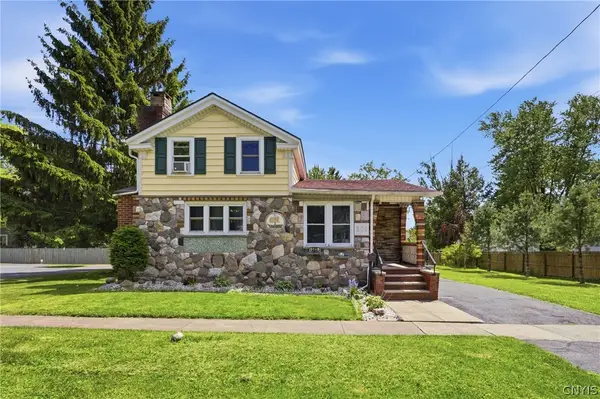 505 4th Street, Liverpool, NY 13088
