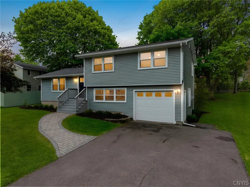 36 Elm Hill, Camillus, NY 13031 - #1