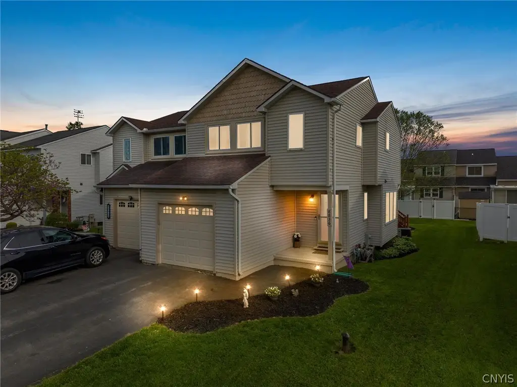 8836 New Country Drive, Cicero, NY 13039 - #1