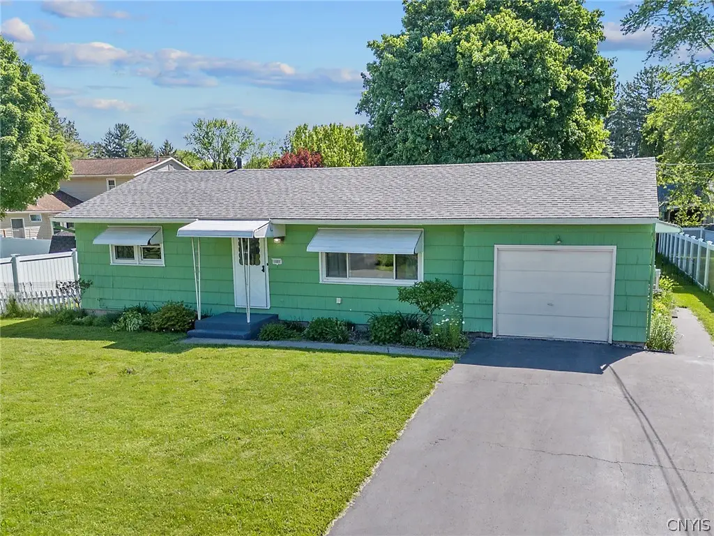 101 Stillwell Circle, East Syracuse, NY 13057 - #1
