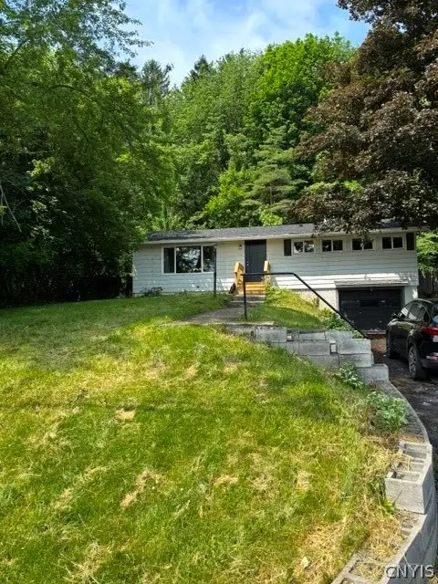 118 Parsons Road, Camillus, NY 13031 - #1