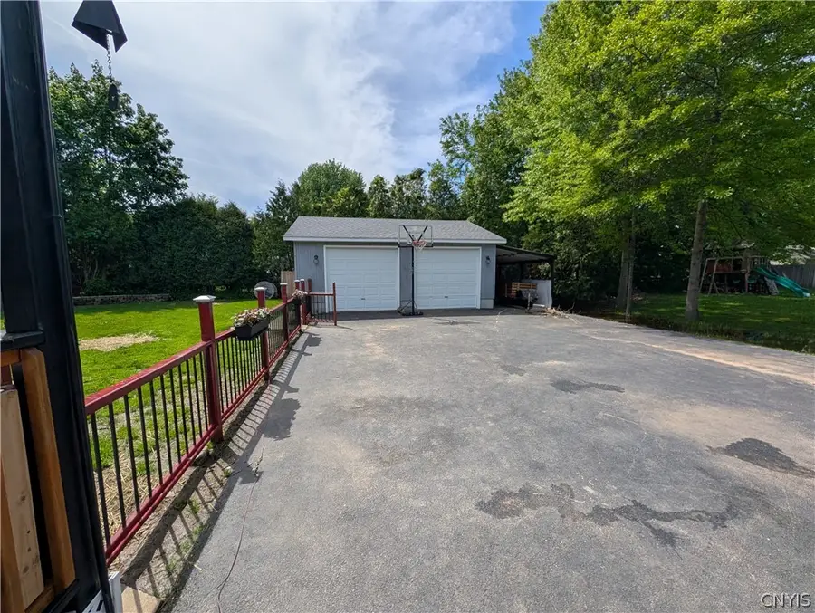 8251 Exeter Drive, Baldwinsville, NY 13027 - #2