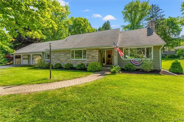 30 Lyndon Road, Fayetteville, NY 13066
