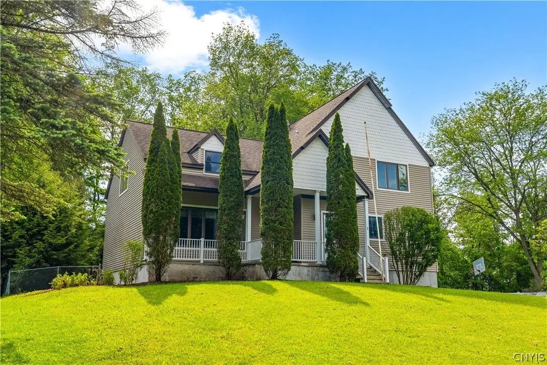 5 Symphony Place, Whitesboro, NY 13492 - #1