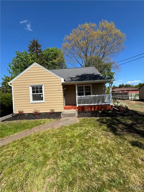 206 Marilyn Avenue, Syracuse, NY 13212