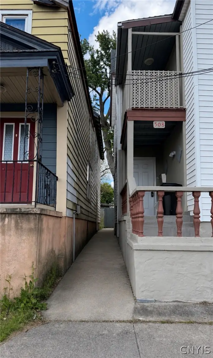 508 Albany Street, Utica, NY 13501 - #3