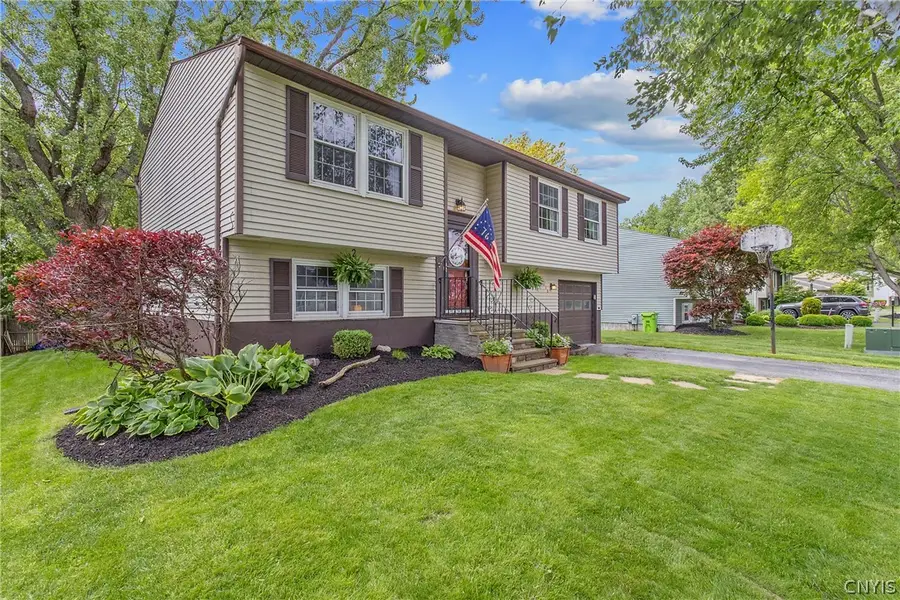 110 Rocky Road, Liverpool, NY 13090 - #2