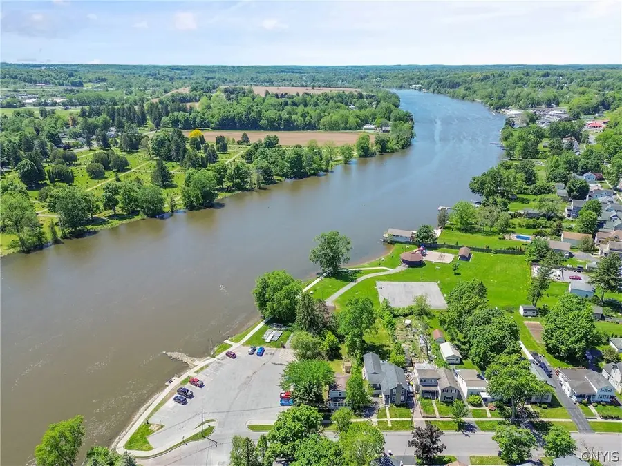 3 North St, Baldwinsville, NY 13027 - #2
