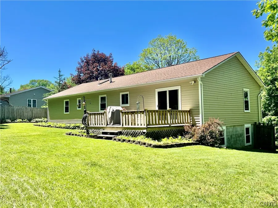18 Pond Path, Oswego, NY 13126 - #2