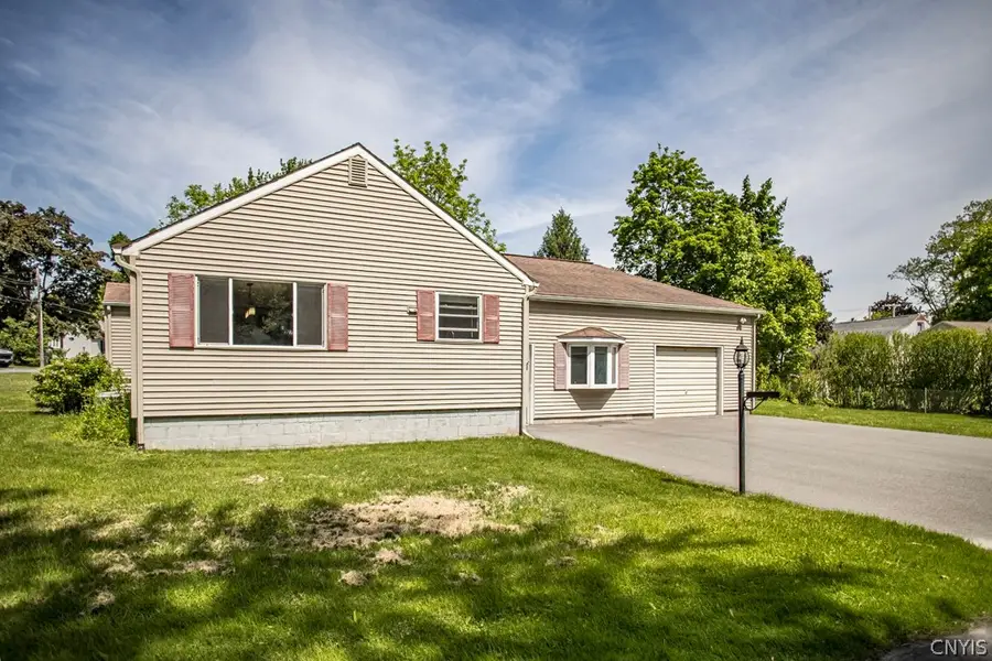 504 Berkey Drive, Chittenango, NY 13037 - #3