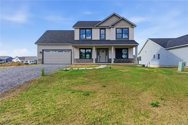 8030 Forest Ridge (timber Banks), Lysander, NY 13027