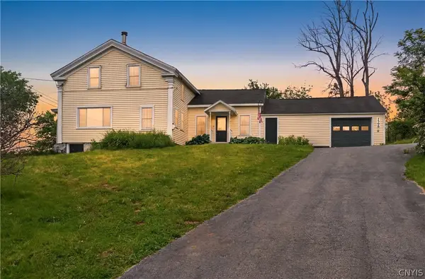 2598 E Mechanic Street, Cato, NY 13033