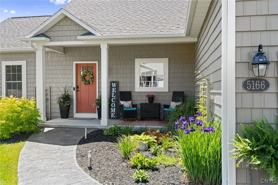 5166 Jupiter Inlet Way, Syracuse, NY 13215 - #2