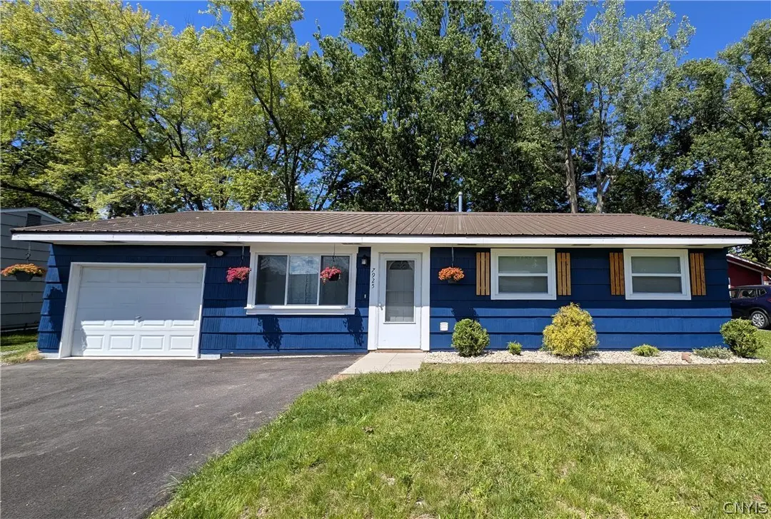 7925 Rinaldo Boulevard E, Bridgeport, NY 13030 - #1