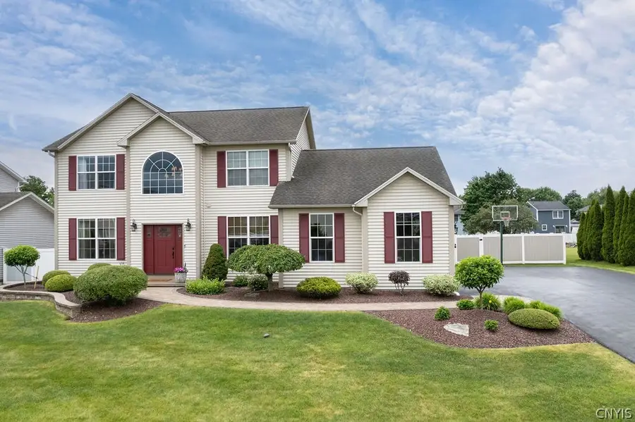 5056 Constitution Lane, Liverpool, NY 13088 - #2