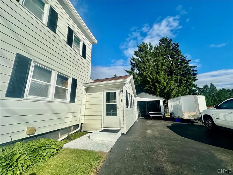 6368 Lakeshore Road, Cicero, NY 13039 - #2