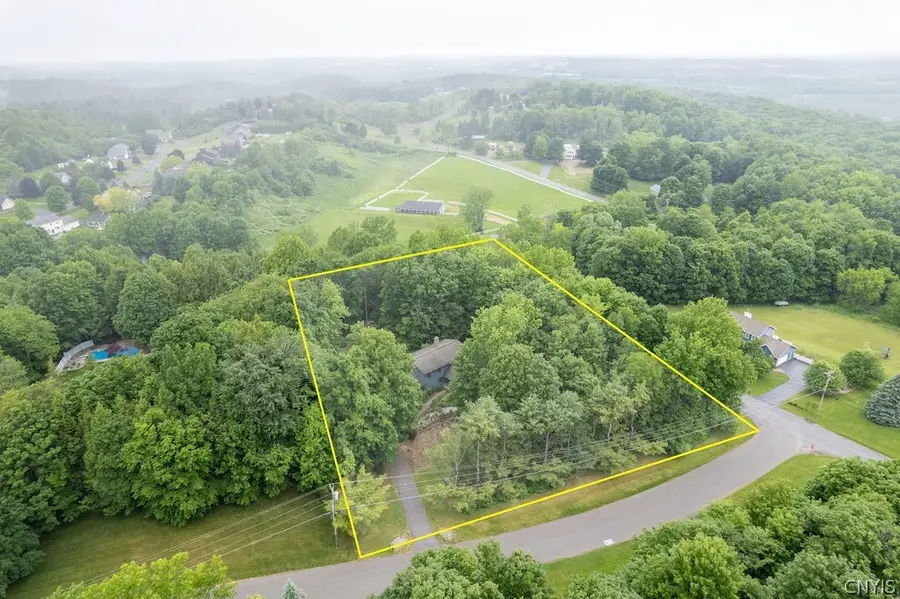1000 Rail Fence Road, Camillus, NY 13031 - #2