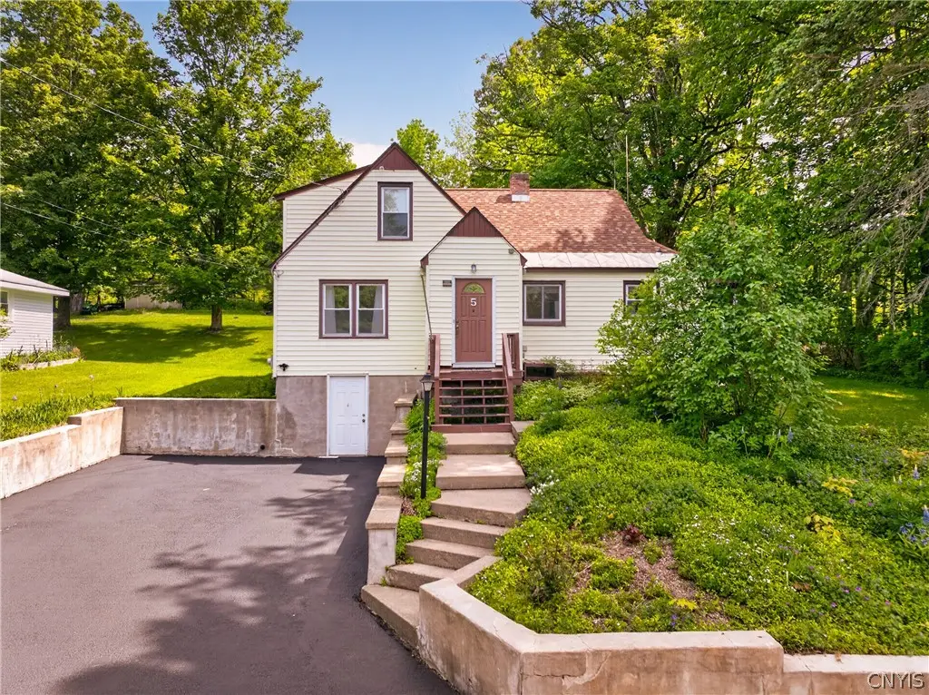 5 Marwood Road, Utica, NY 13502 - #1