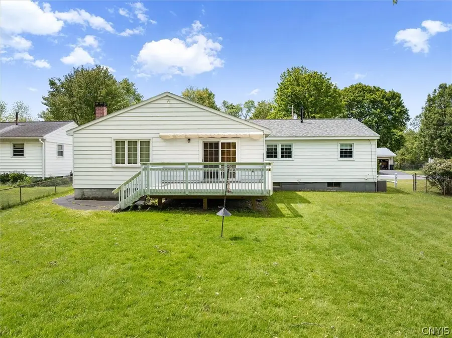 8 Perimeter Road, Whitesboro, NY 13492 - #3