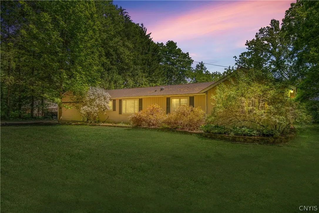 6 Snogles Lane, Baldwinsville, NY 13027 - #1