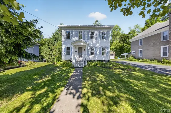 58 Canton St, Baldwinsville, NY 13027