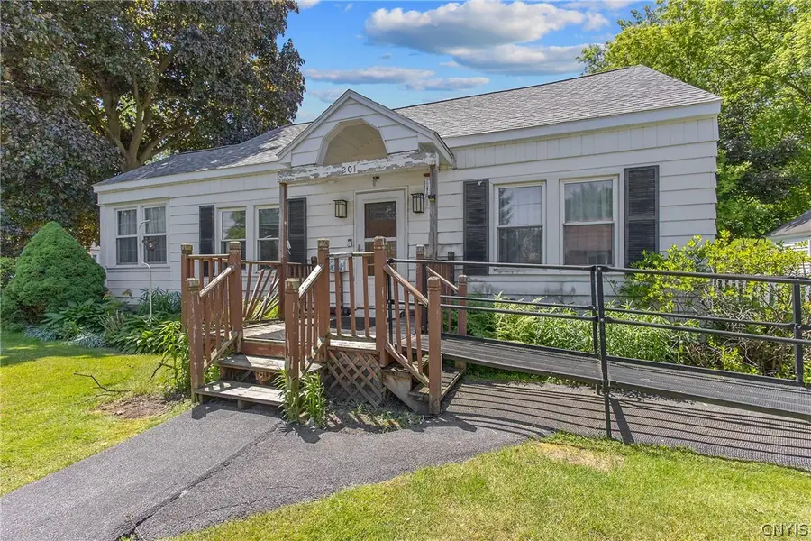 201 Sheridan Road, Liverpool, NY 13090 - #3