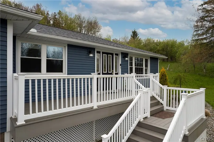 1184 Higby Road, Sauquoit, NY 13456 - #3