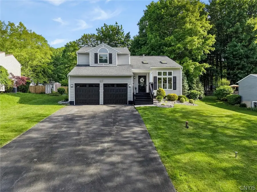 105 Vantage Drive, Camillus, NY 13031 - #3
