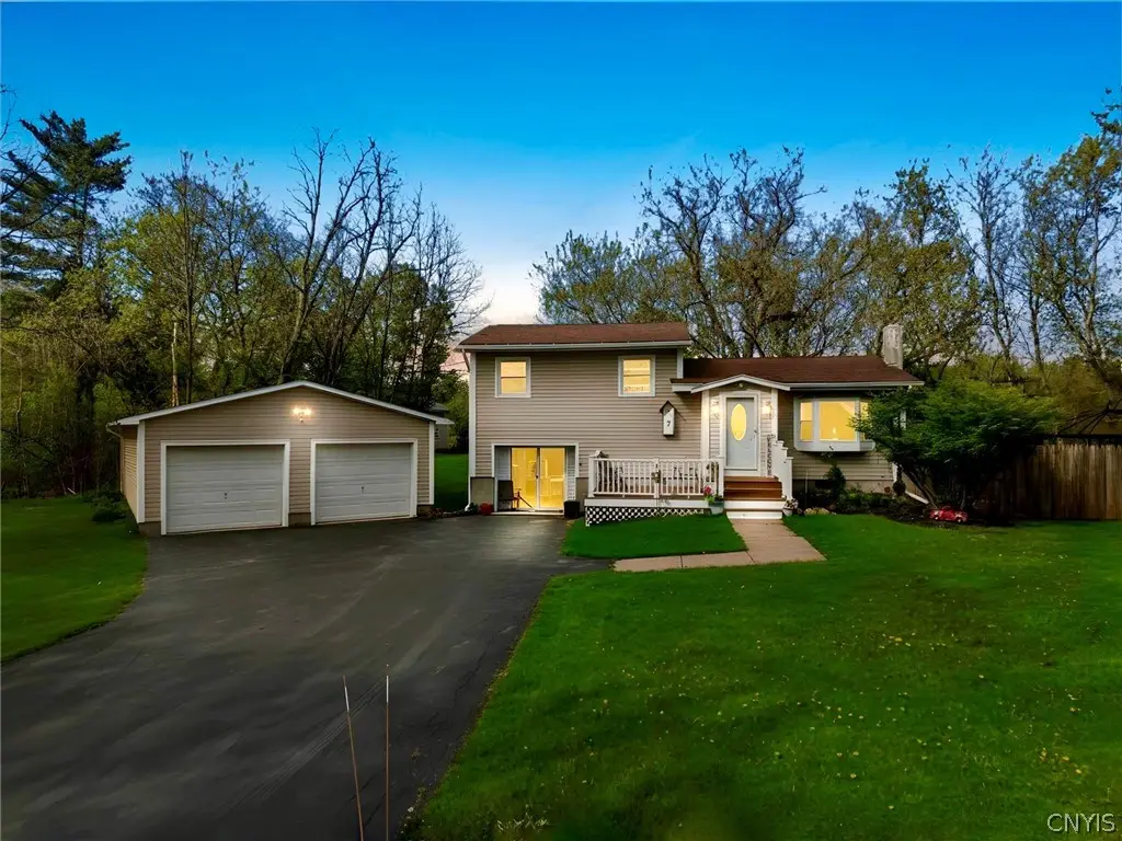 7 Foxwood Avenue, Fulton, NY 13069 - #1