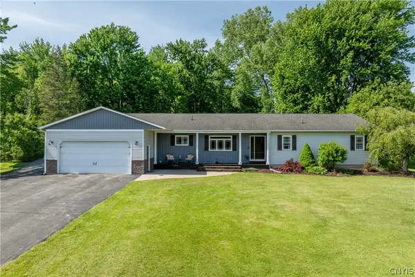 12 Clark Crest Drive, Phoenix, NY 13135