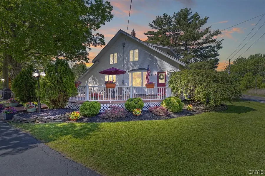 6176 Lakeshore Road, Cicero, NY 13039 - #2