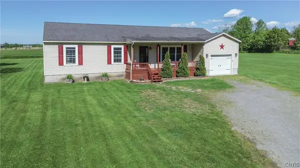 694 S James Street, Cape Vincent, NY 13618