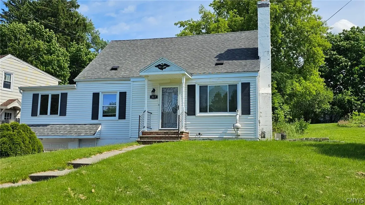 117 Kimberly Dr W, Syracuse, NY 13219 - #1