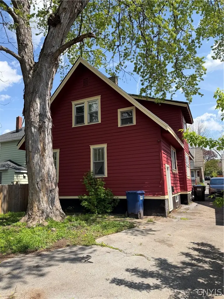 105 Murray Avenue #2, Syracuse, NY 13208 - #3