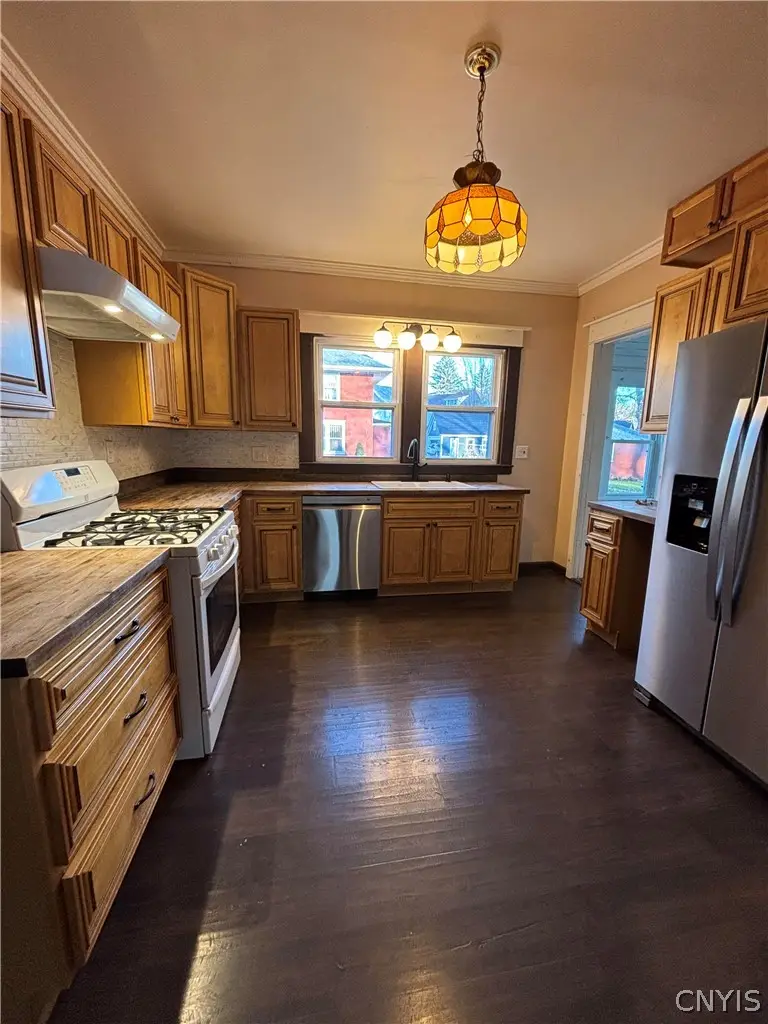248 Flower Avenue E, Watertown, NY 13601 - #3