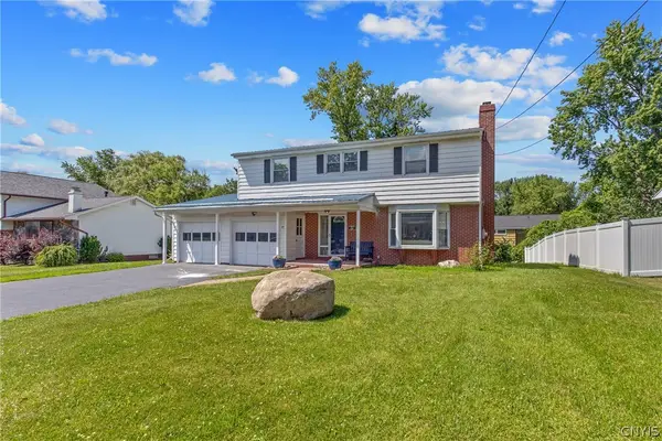 27 Mcintosh Street, Liverpool, NY 13090