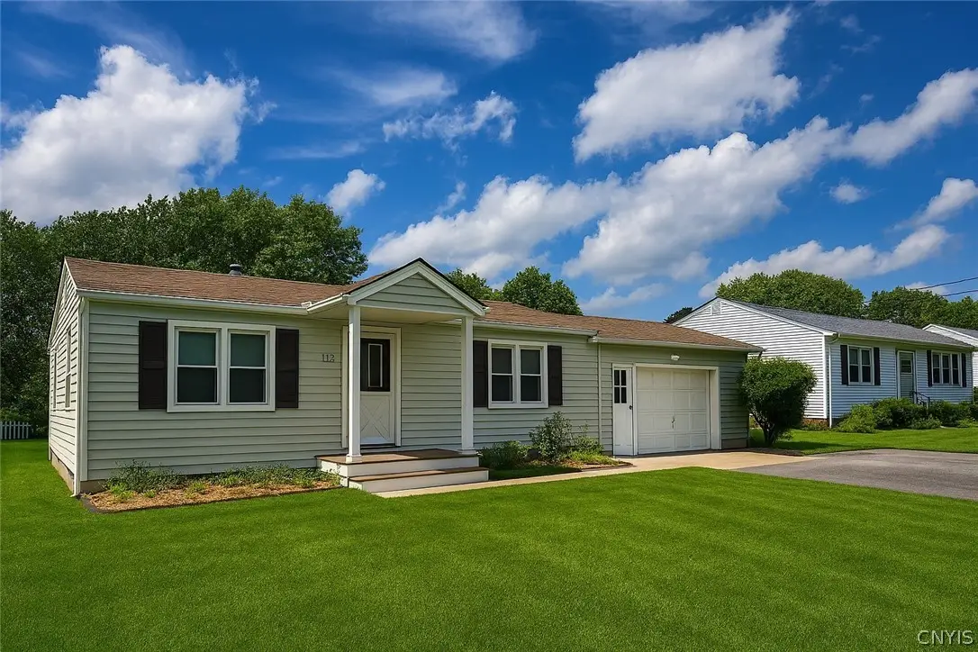 119 Gale Avenue, Liverpool, NY 13088 - #1
