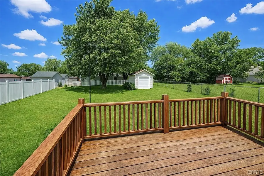119 Gale Avenue, Liverpool, NY 13088 - #2