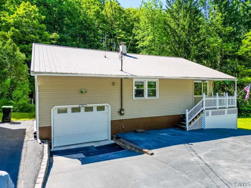 601 Spinnerville Gulf Rd N, Ilion, NY 13357 - #1