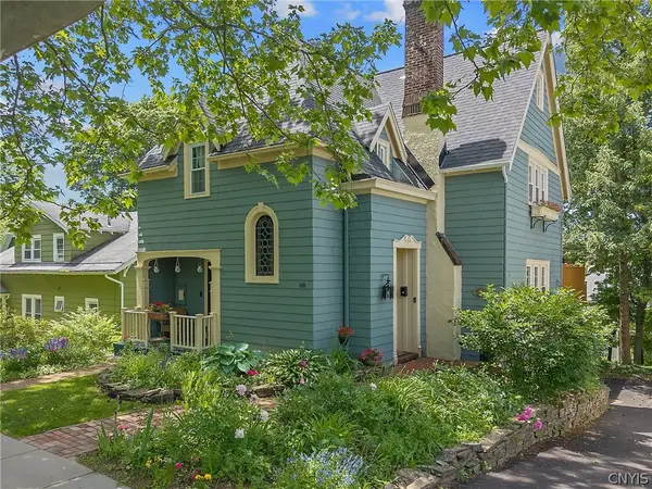 109 Euclid Terrace, Syracuse, NY 13210