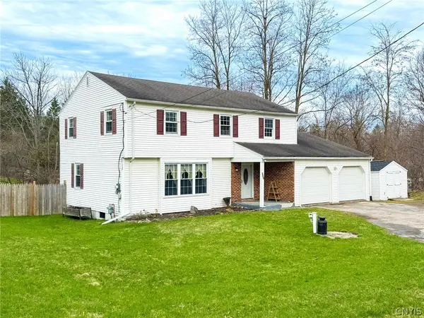 2955 Graffenburg Road, New Hartford, NY 13413
